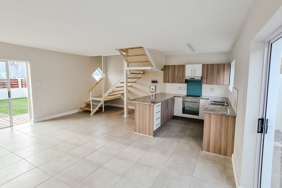 To Let 2 Bedroom Property for Rent in Parsonsvlei Eastern Cape